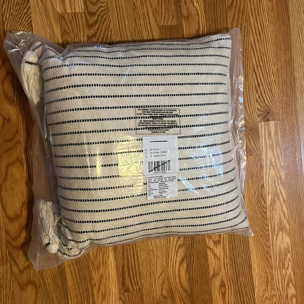 Anthropologie Textured Kama Pillow 18 x 18 NWT